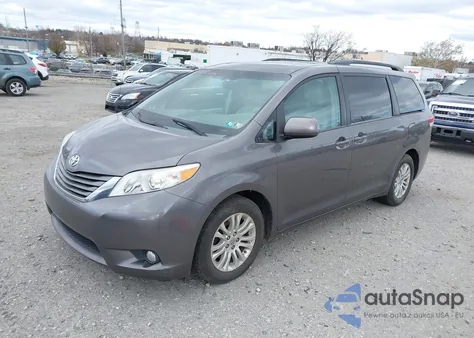 2013 Toyota Sienna Xle V6 8 Passenger из США, поврежденный, VIN 5TDYK3DC4DS306401